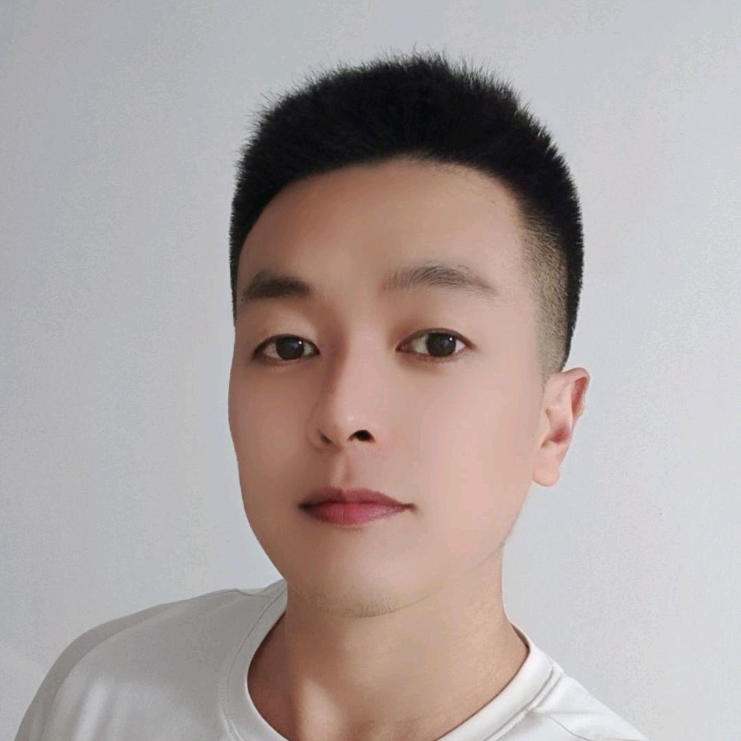 甘甜游泳苗老师