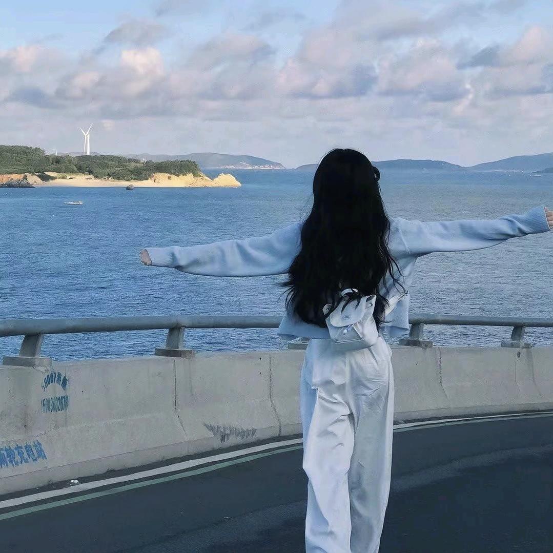 不⁴小哭包o('^')0