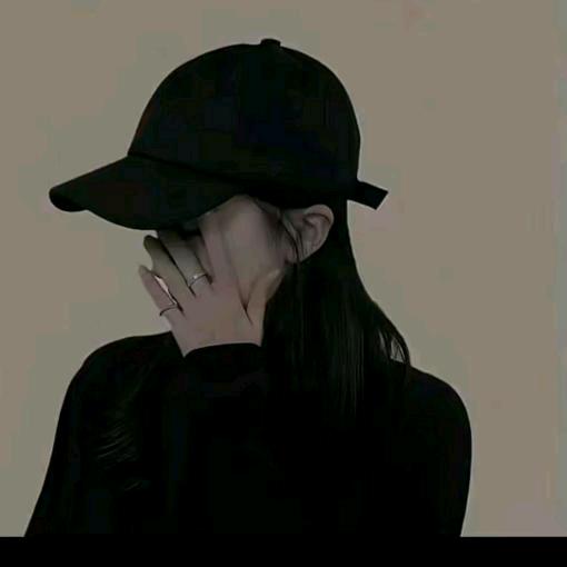 爱睡觉的小薇薇