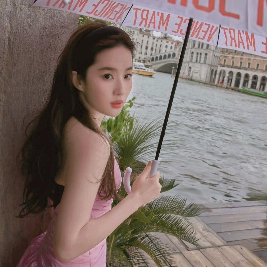 你喜欢小浣熊吗