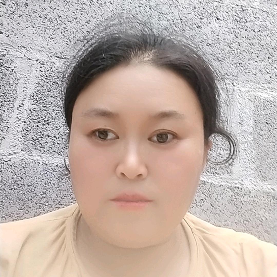 张国霞