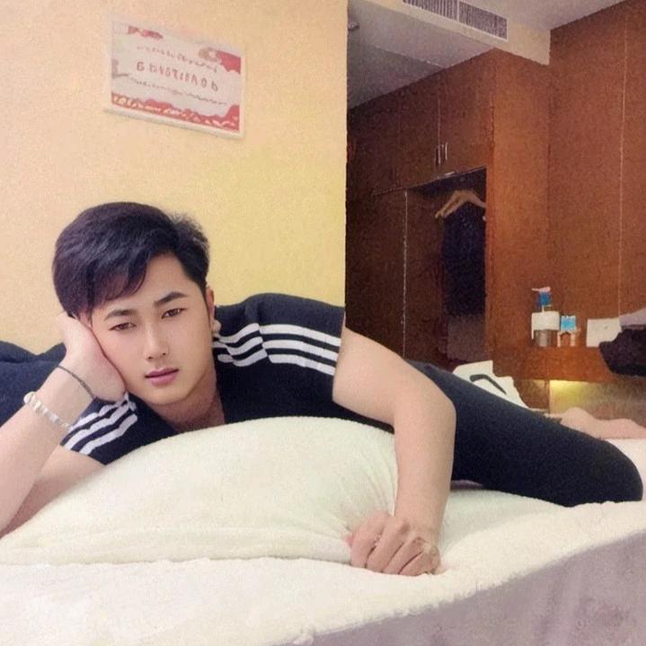 ལྷ་རྩེ་བ།