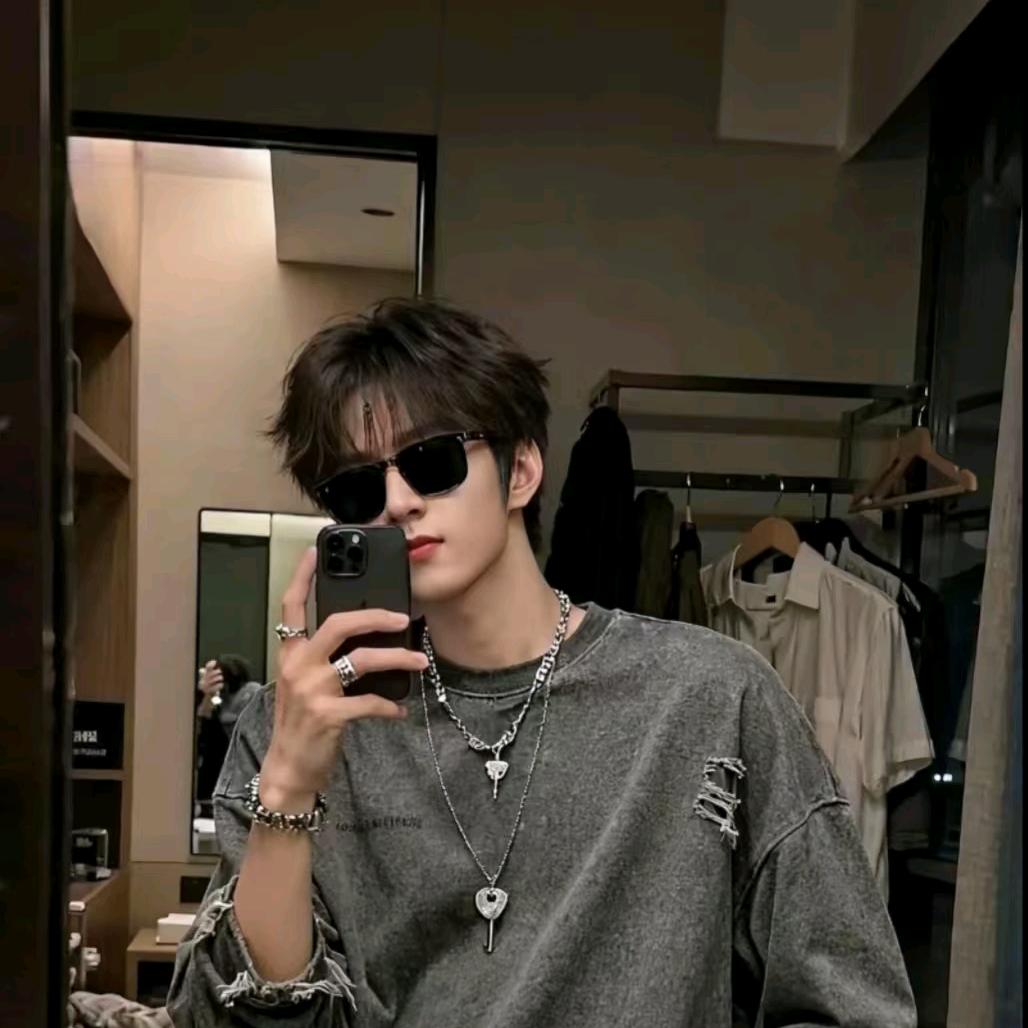 ೭(˵ˉ̴͒ꇴˉ̴͒˵)౨