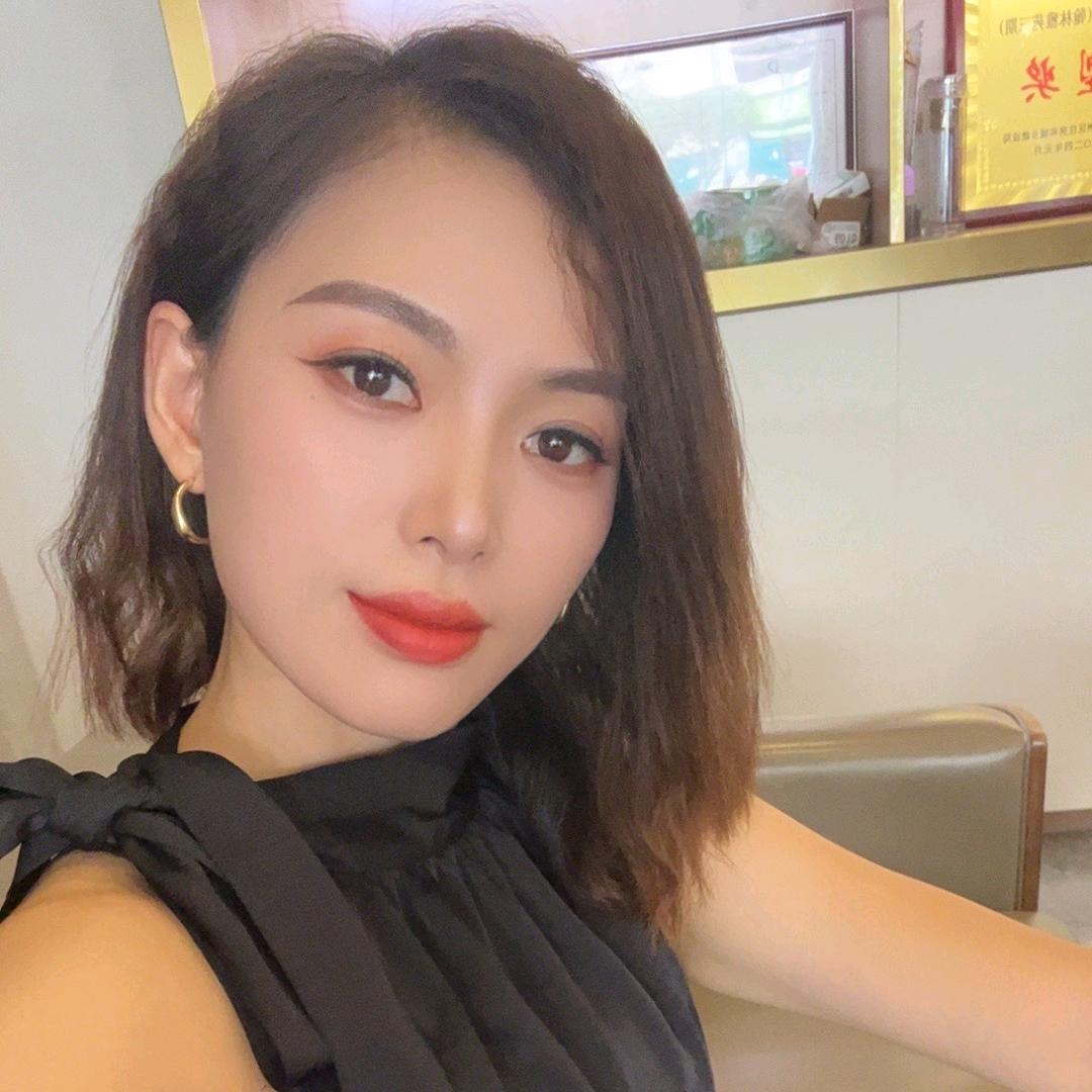 热爱生活的♡罗