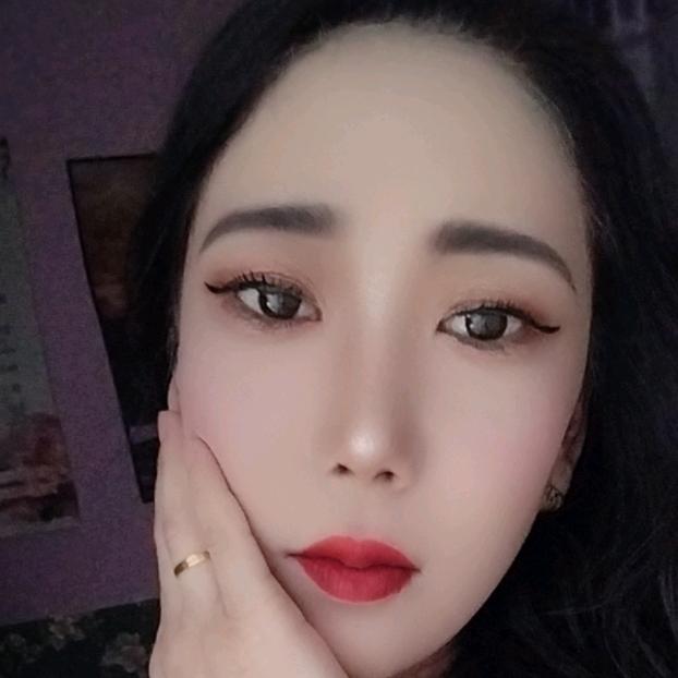 女人
