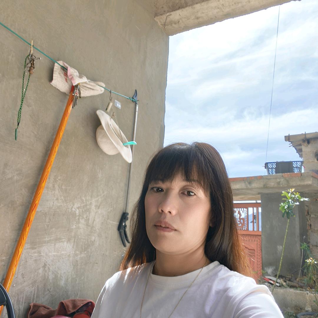 有缘走不撒，无缘求不来