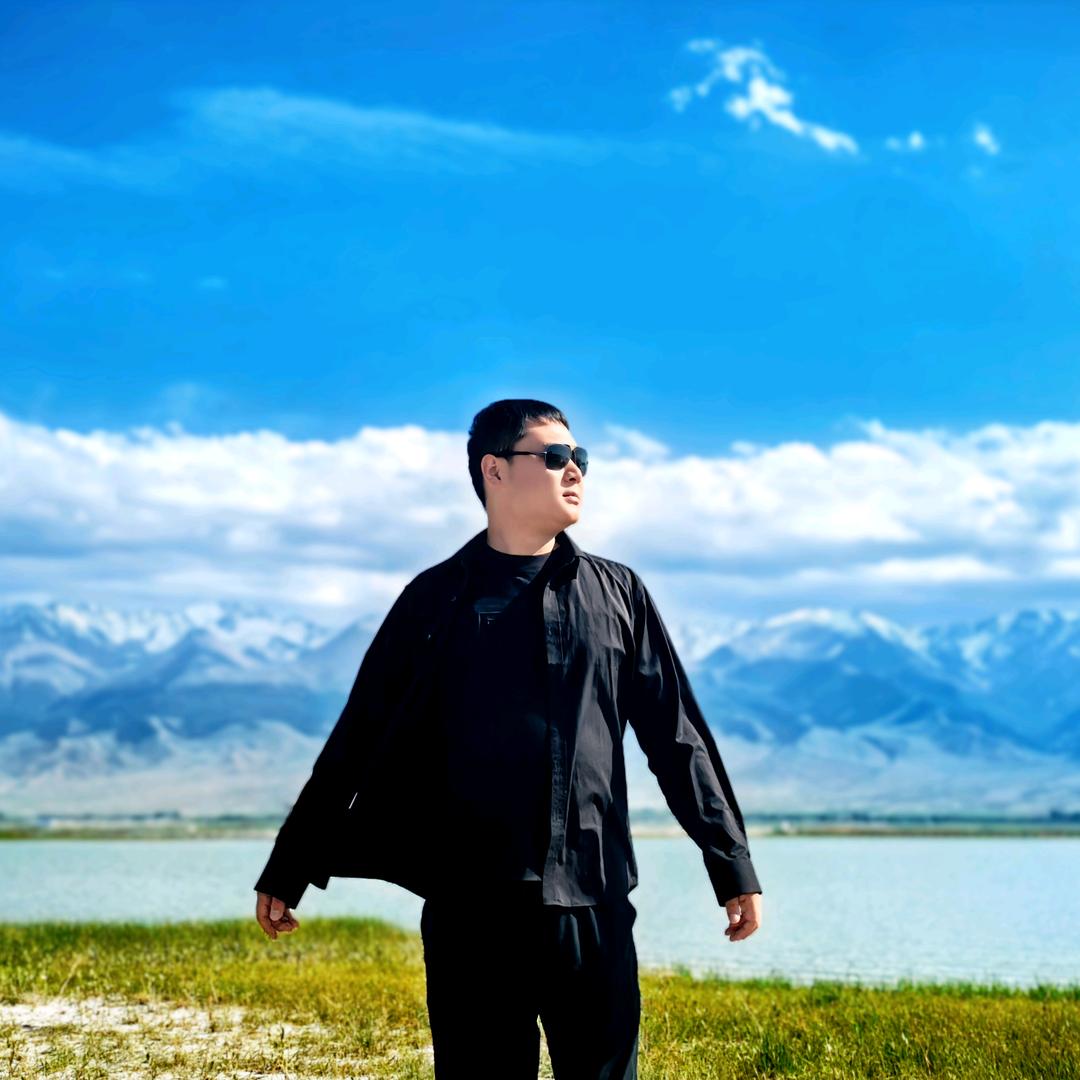 丁源哥哥（钱是男儿腰）