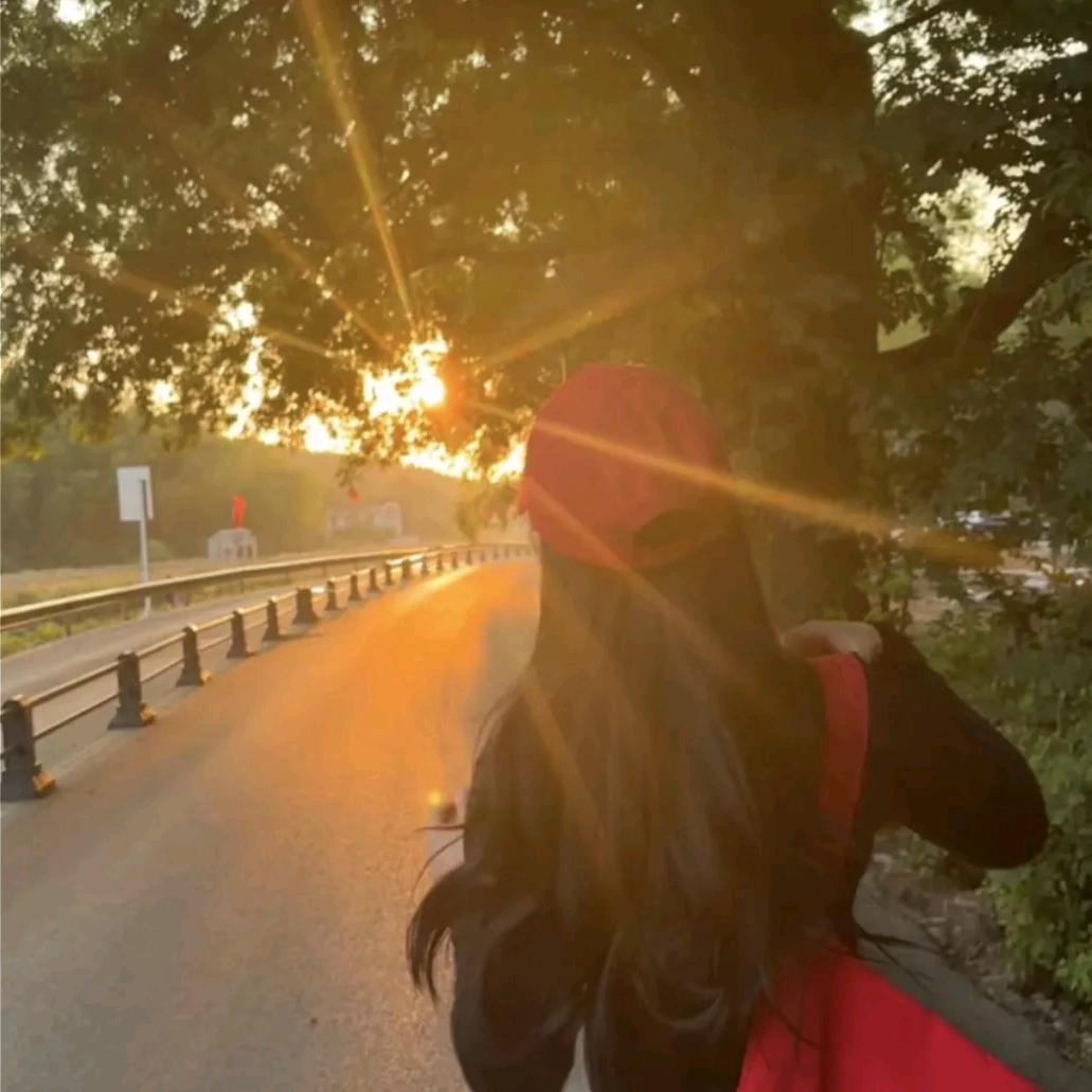 এ 怺不逝去の覹笑༊