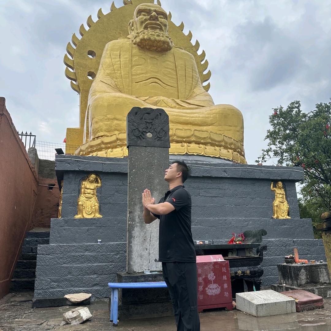 教武术的梁教练
