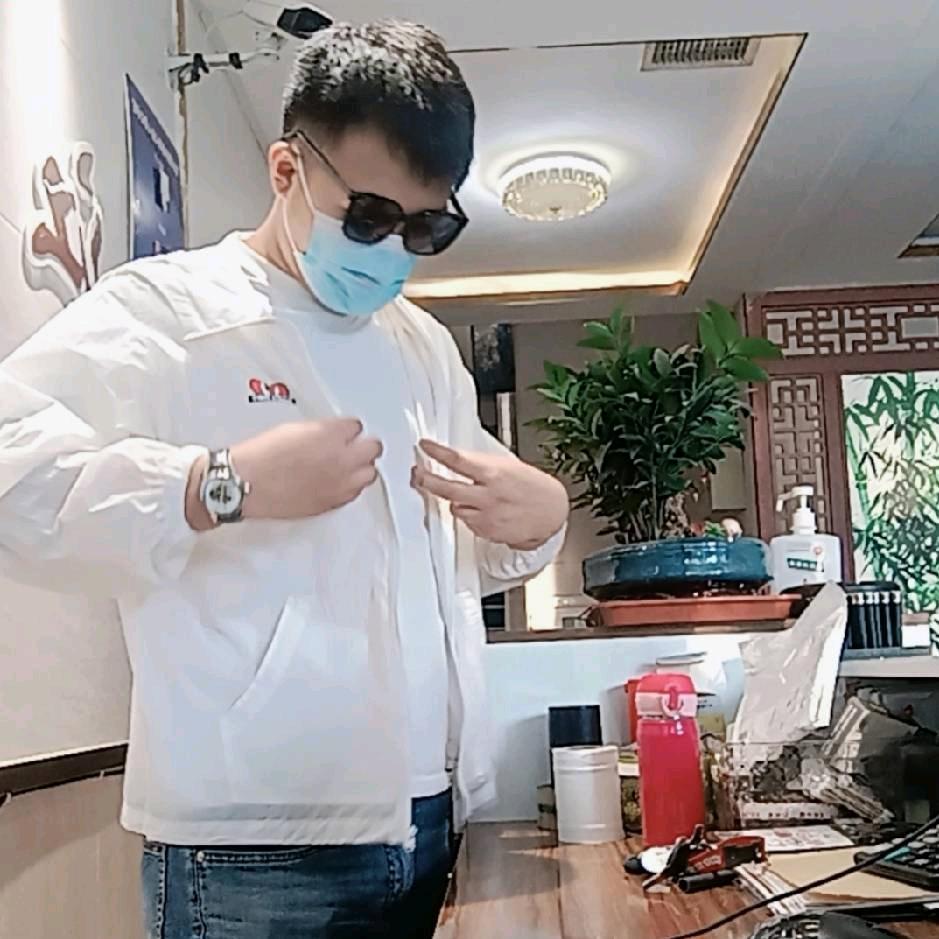 你的坤GGi