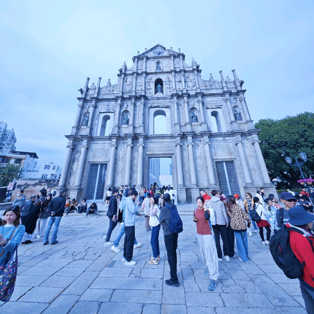 「廷哥 · 人性法典」