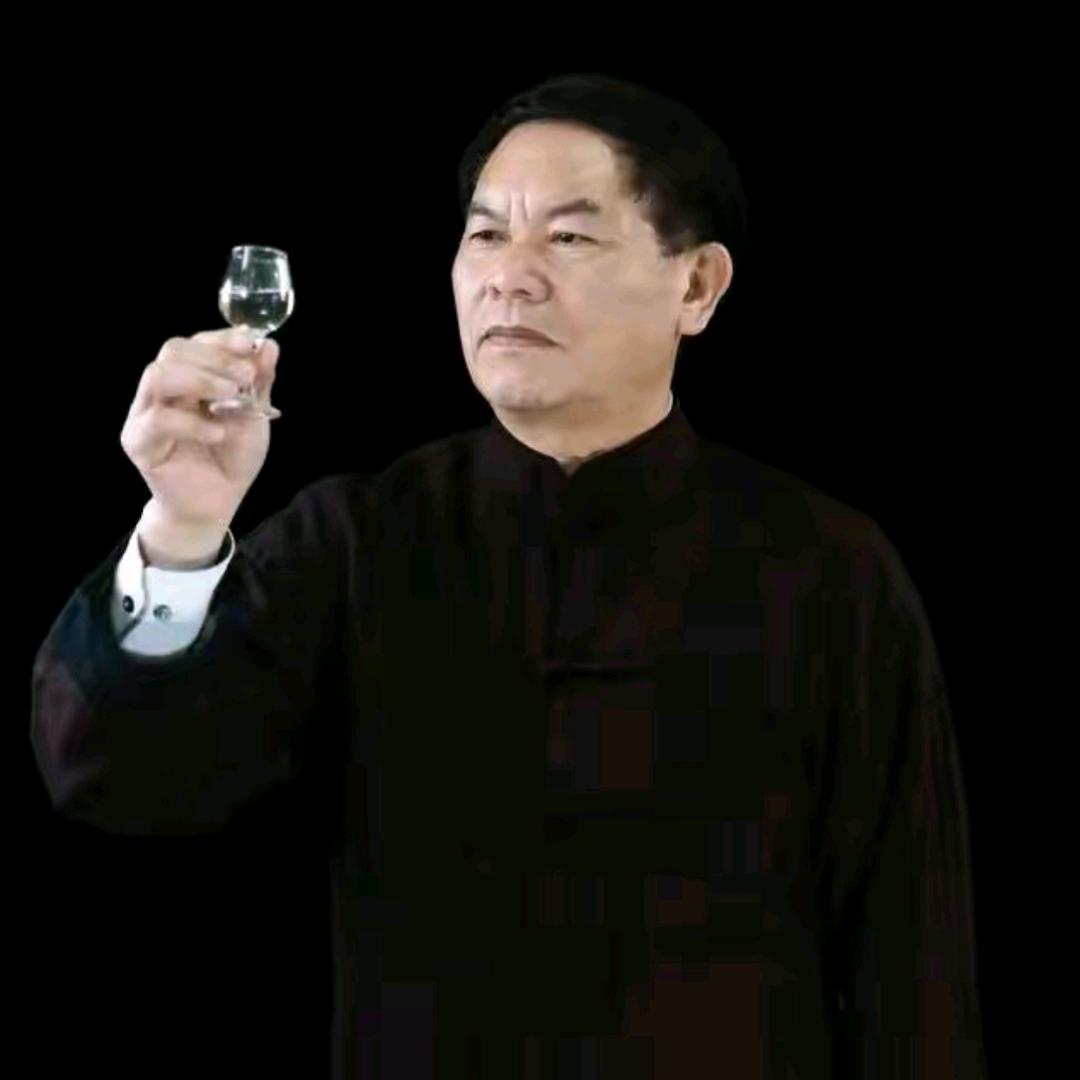 酱香白酒代言人曹大明—父传子酒业