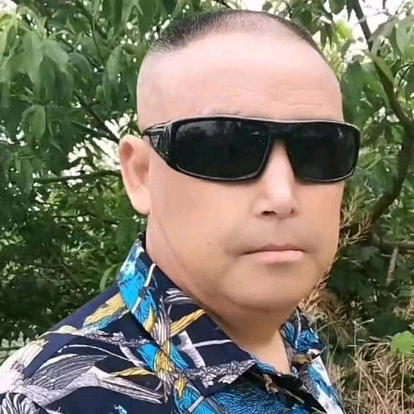 万银海