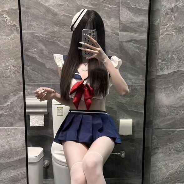 宽瑜答运营小小
