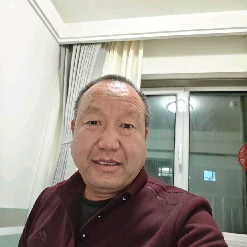 幕容孔明