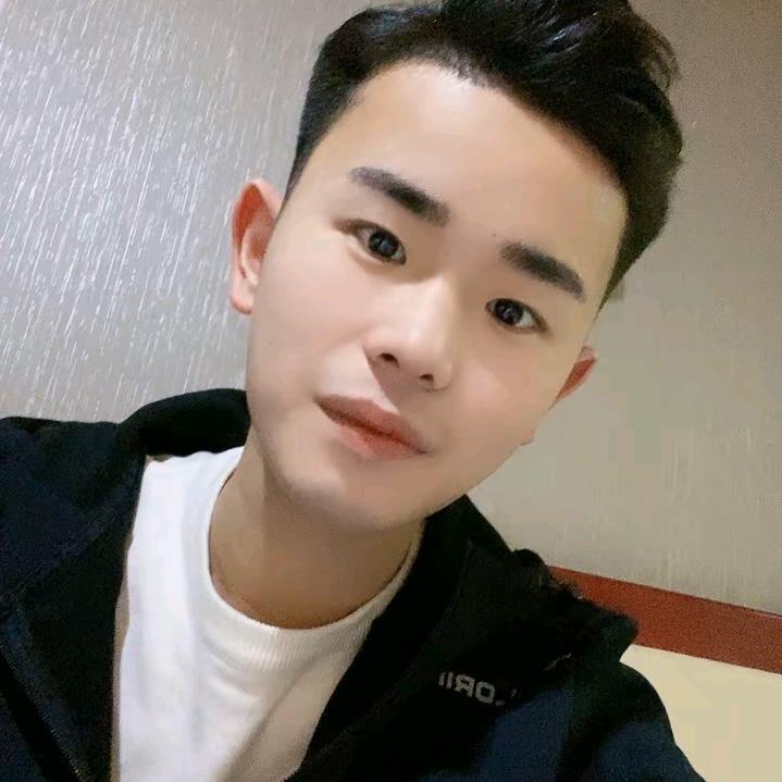 李哈哈😄
