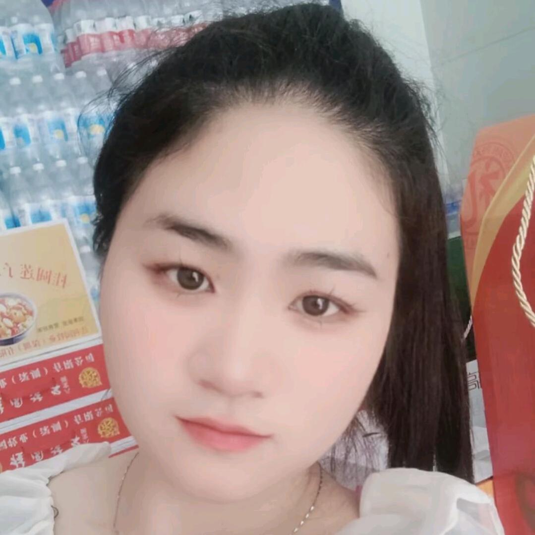 开心的茹瑶艺