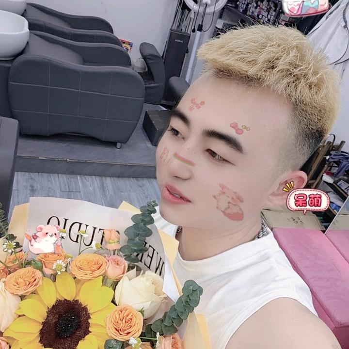 钢铁直男💋