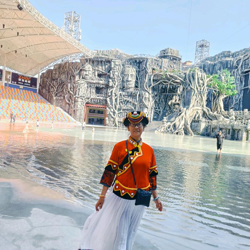 杨进兰(开心果)