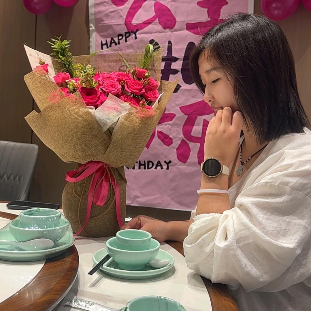 欢🌺🌺(专业亮化灯具)