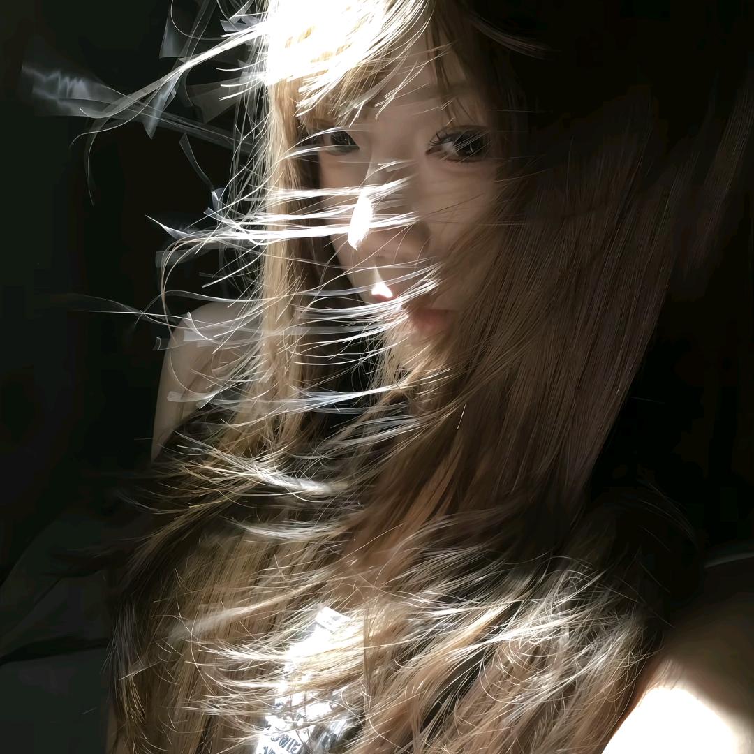 等我笑着走出理发店了就改名