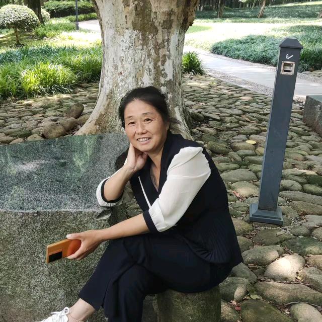 相亲相爱的“一家人”