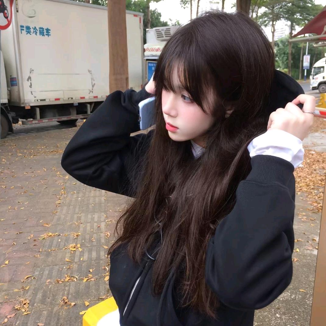 配角.
