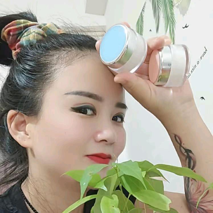 小左左💞美白淡斑去黄去黑