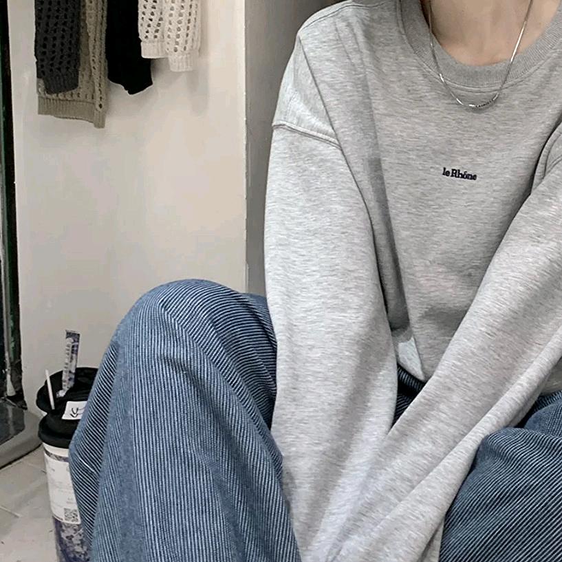 ︆