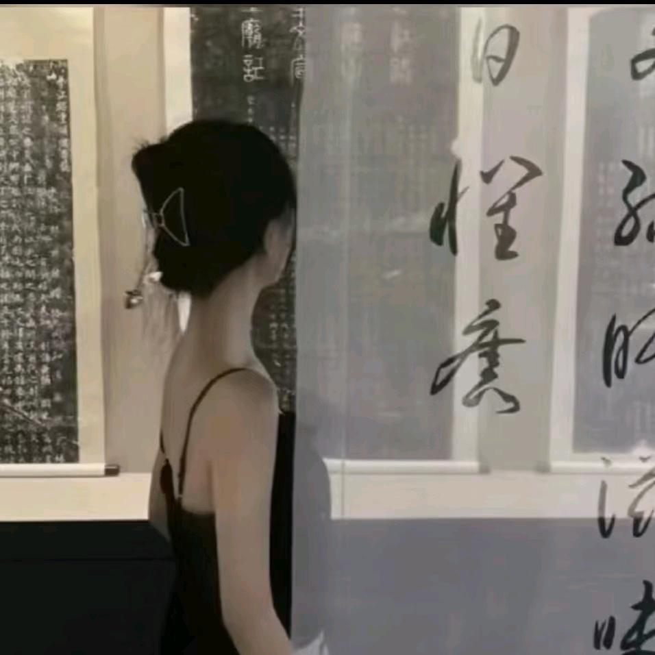 很苦的棒棒糖🍭