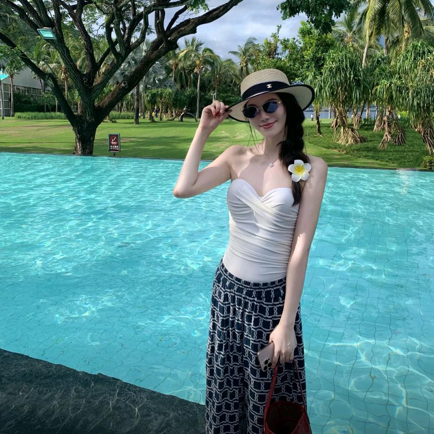 大白咩源头女装