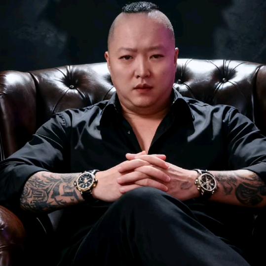 泰州寺巷金唛KTV负责人石阿楼