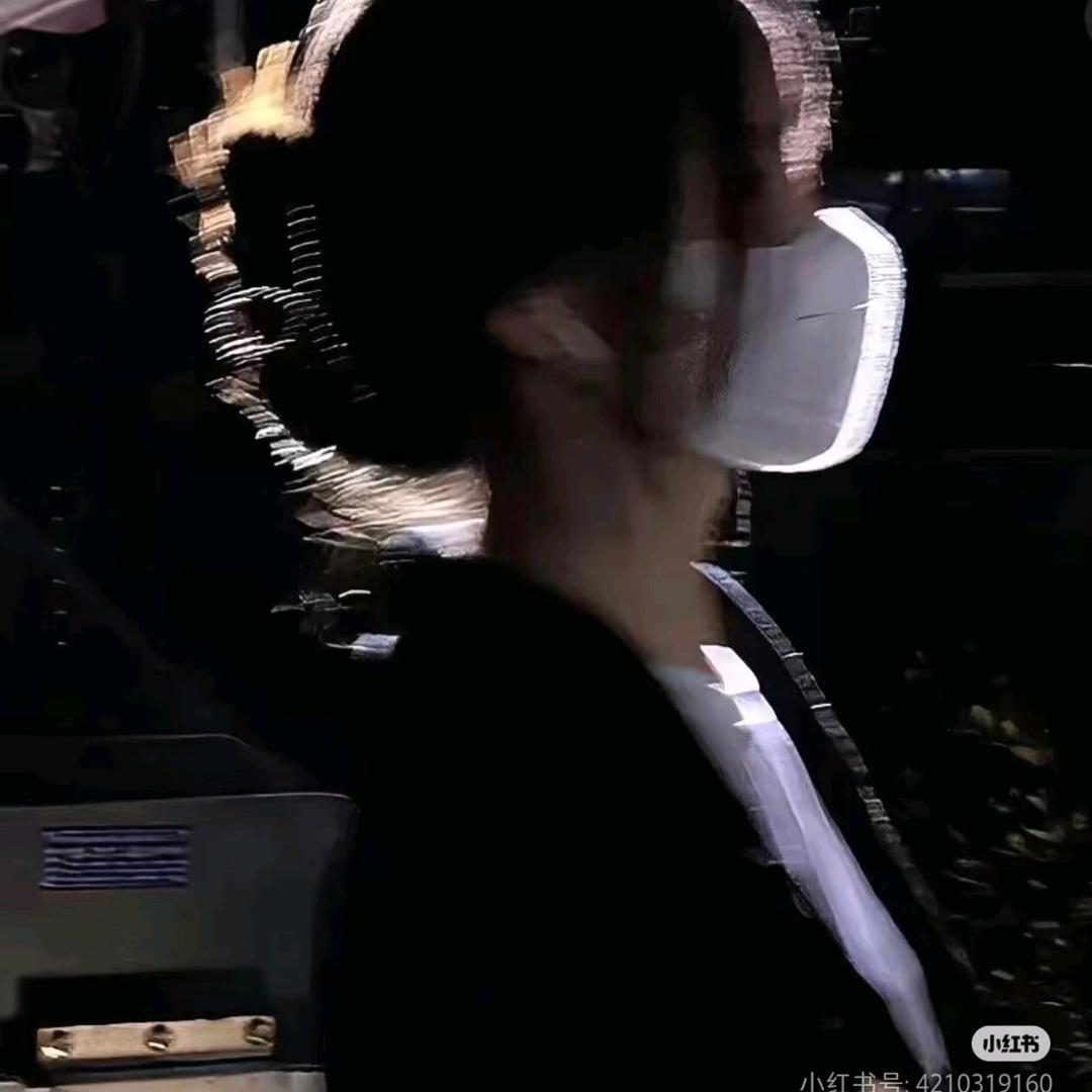 张某某
