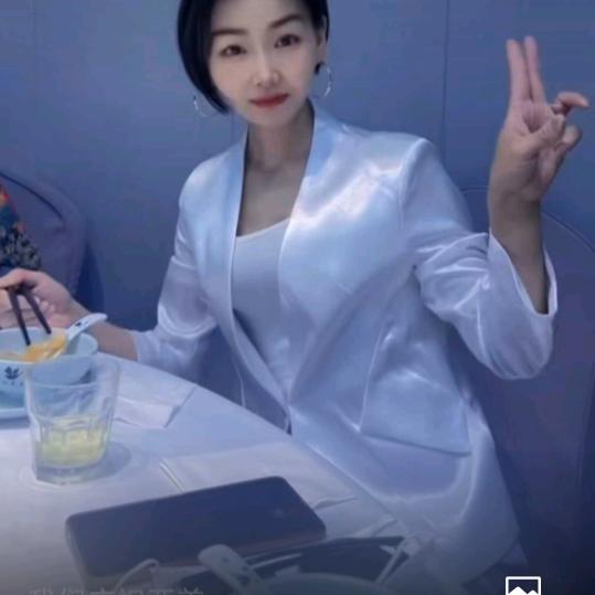 丽莎