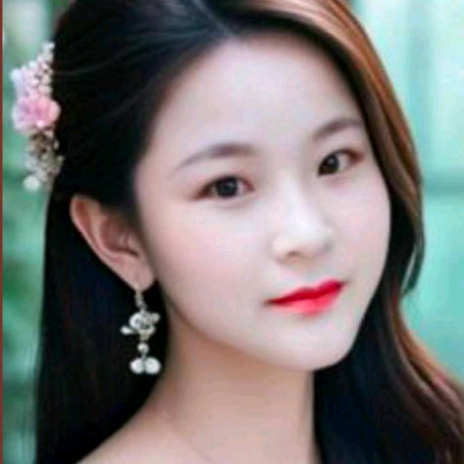 妳媞莪荃蓓