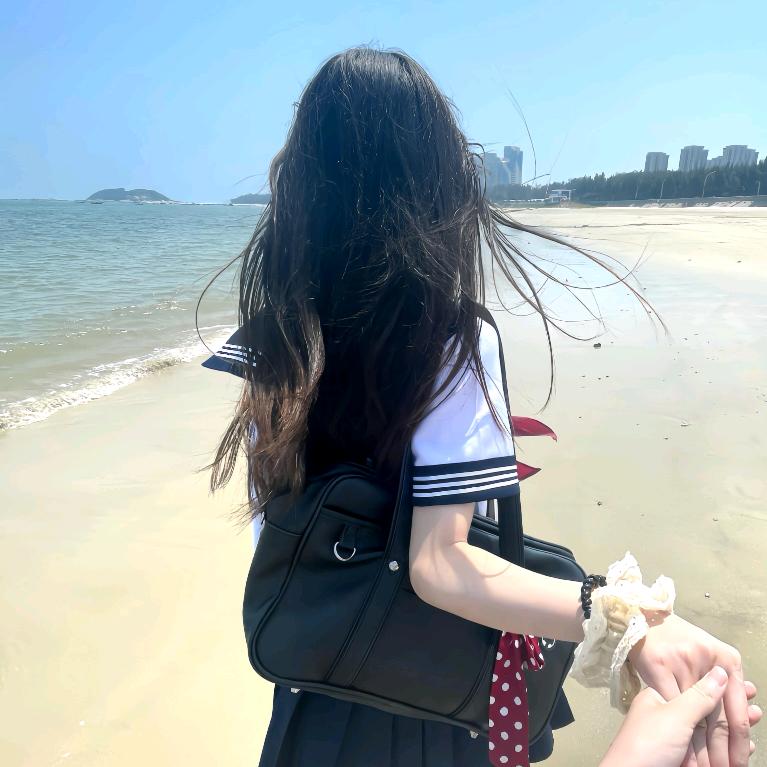 慕乌☁️（实现自由版