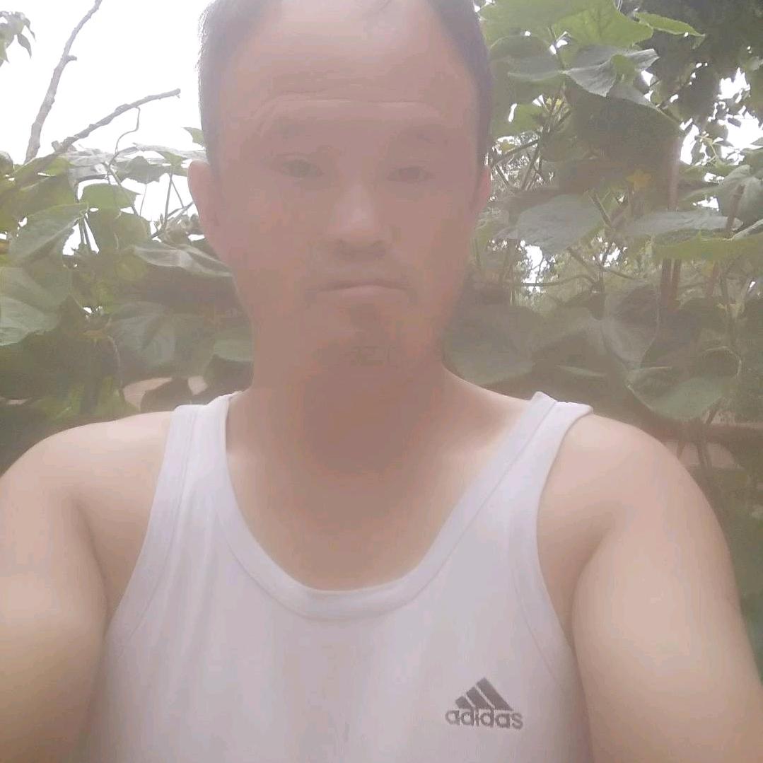 龍🐉游天下，侯