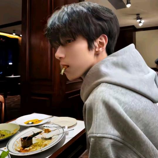 小万🏃‍♂️