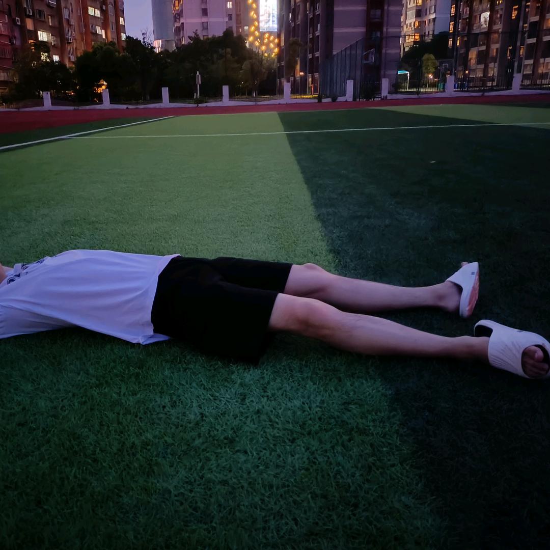 小杨生存危机