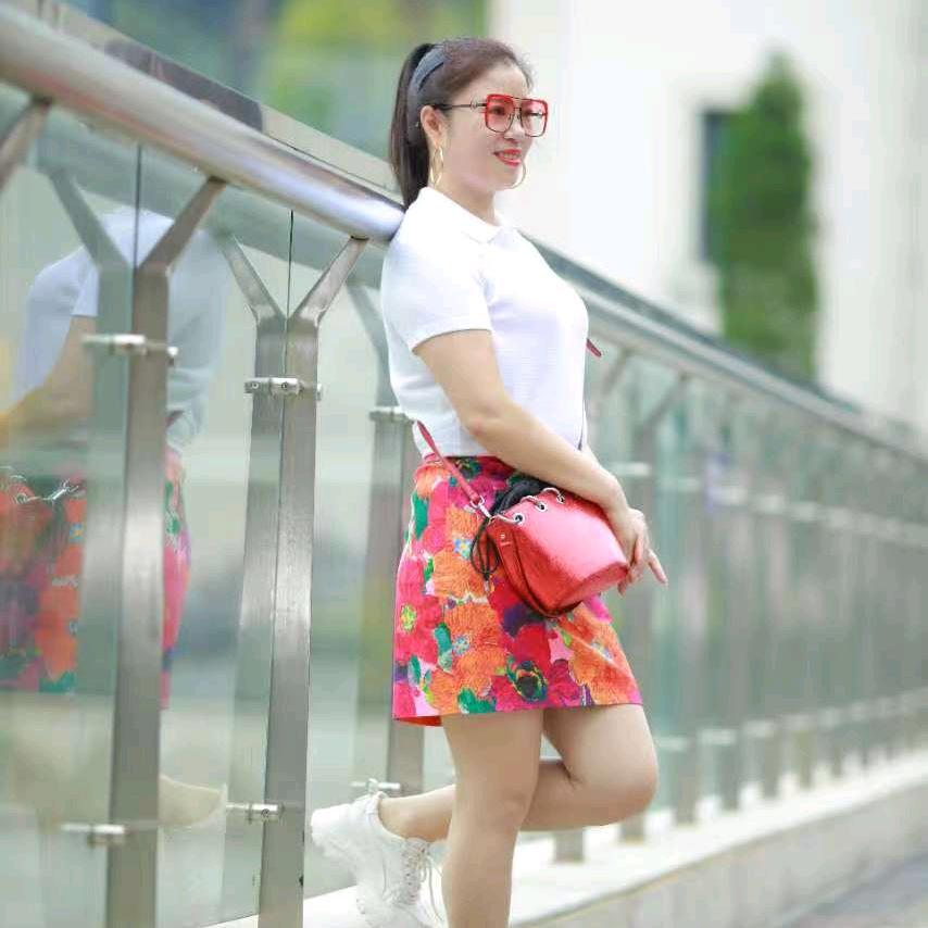 快乐彦子