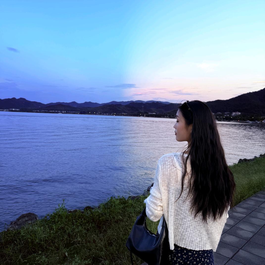 怎么又下雨🌧️