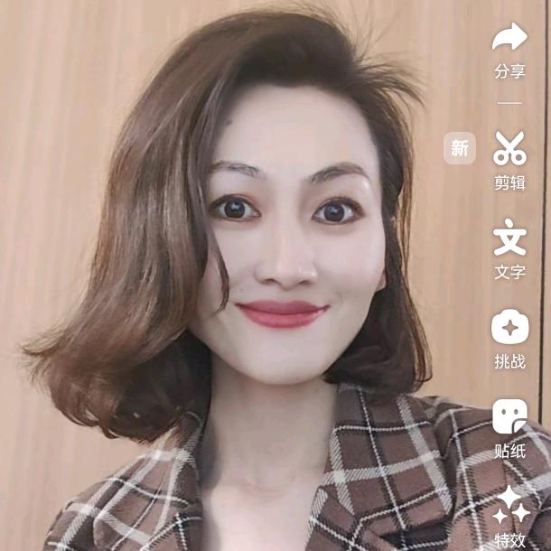 街角，听?_