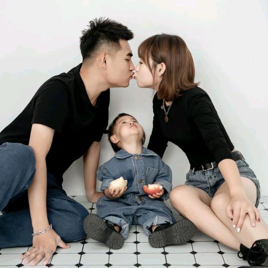 小顾大王和桐桐