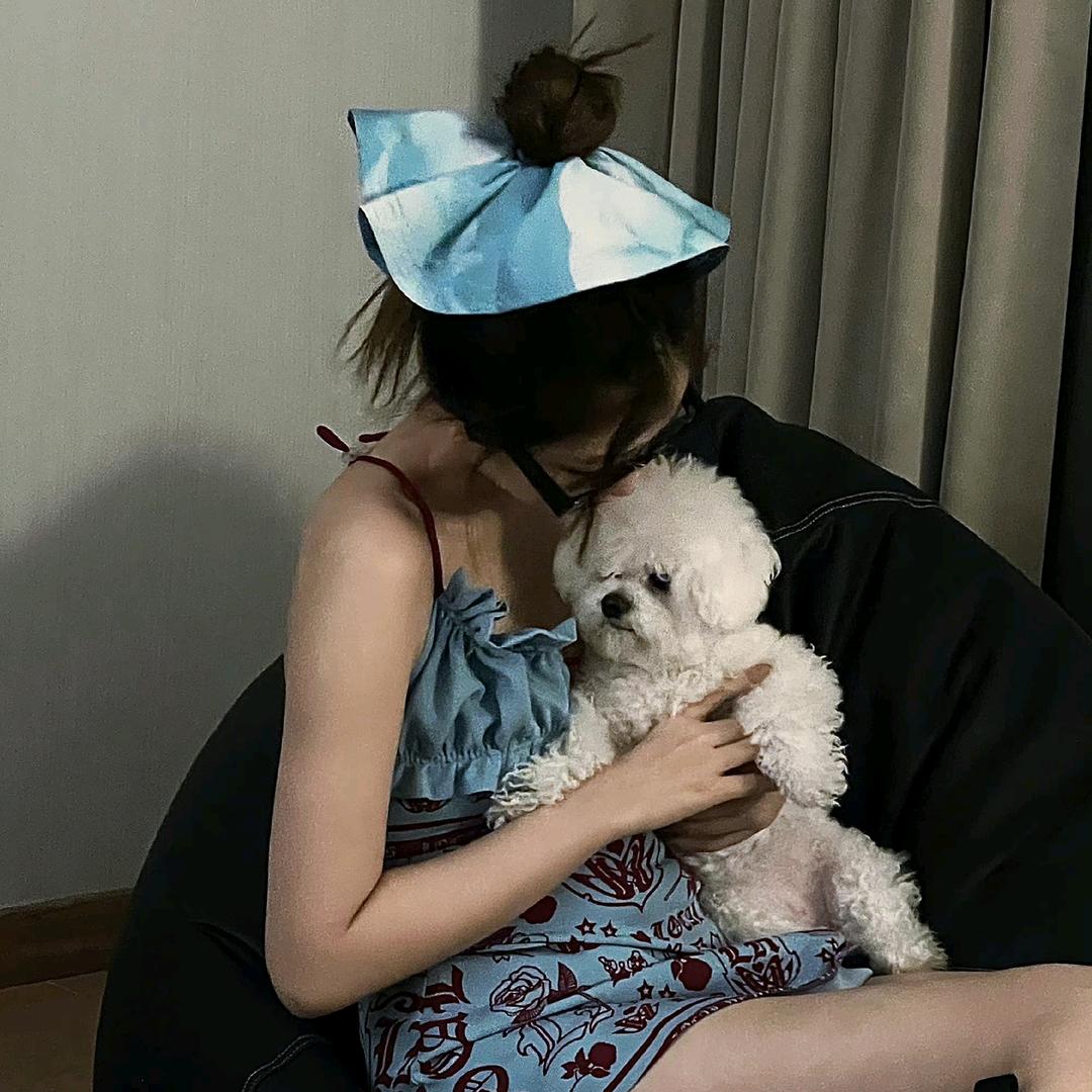 Elena_淮易恬.