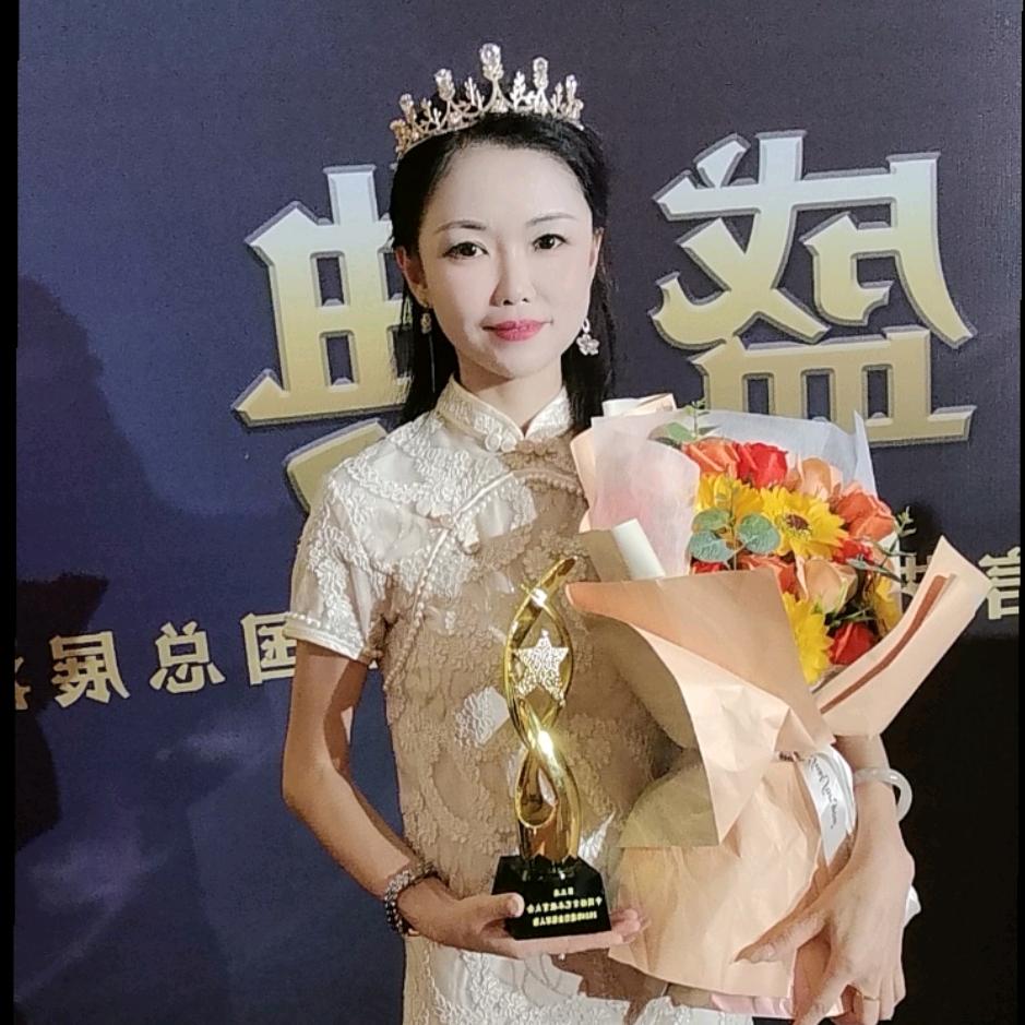 媛媛不断🎙👸