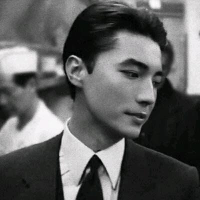 _Mr.Y xz