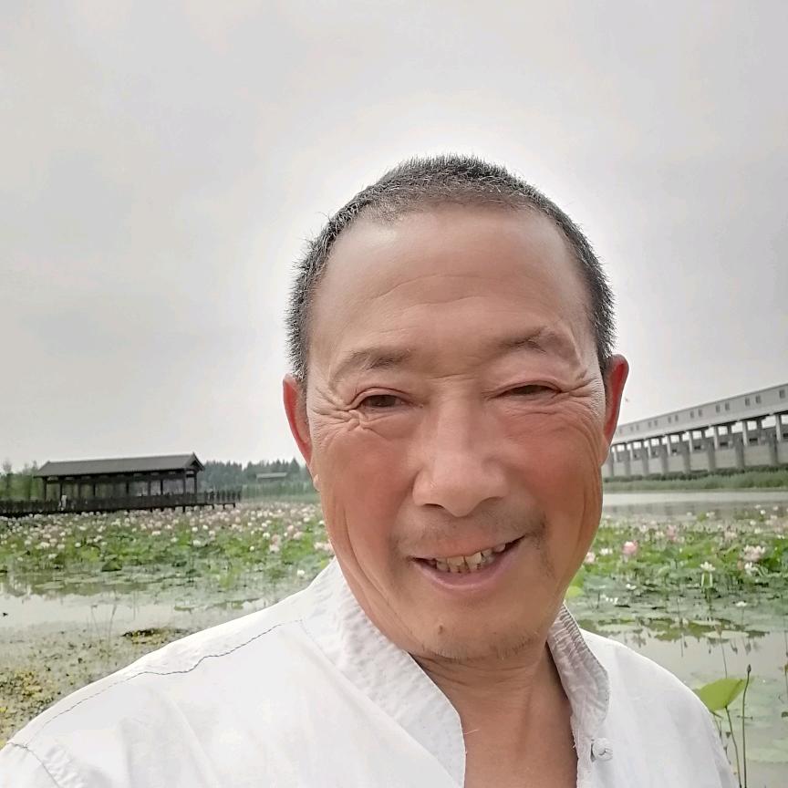 开心←_←