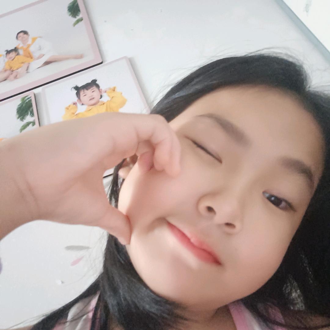 辣椒，草莓，苹果，香蕉，芒果，橘子