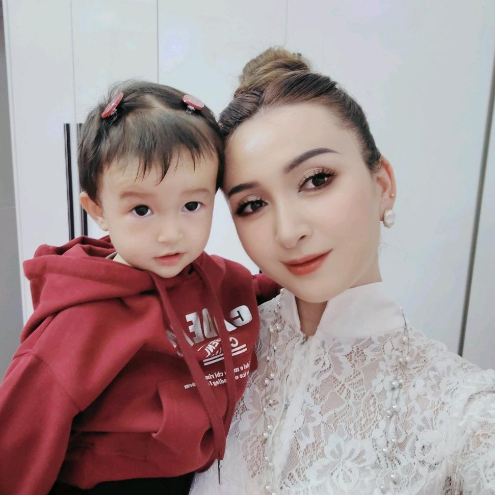 追梦女孩  （  二胎孕中期）