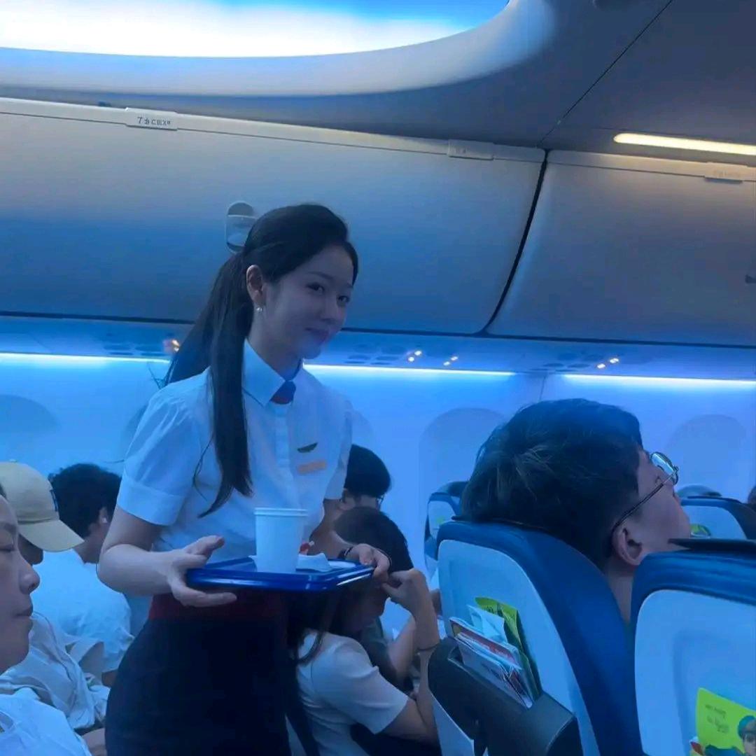 水果樱桃小嘴